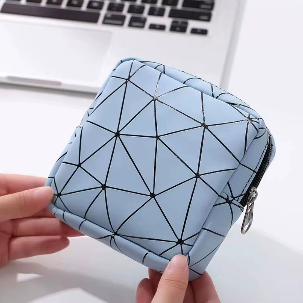 Multifunctional Rhombus Pattern Sanitary Pad Bags Reusable Napkin Storage Organizer Women Pad Pouch Bags Portable Makeup Bags