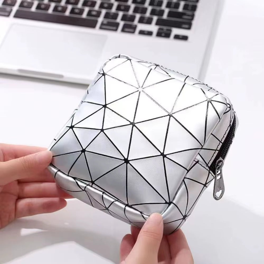 Multifunctional Rhombus Pattern Sanitary Pad Bags Reusable Napkin Storage Organizer Women Pad Pouch Bags Portable Makeup Bags